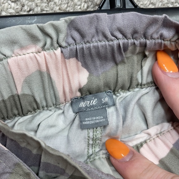 Aerie camouflage shorts size small - Picture 2 of 3